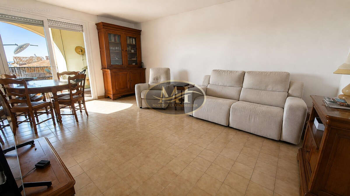 Appartement à PORT-DE-BOUC