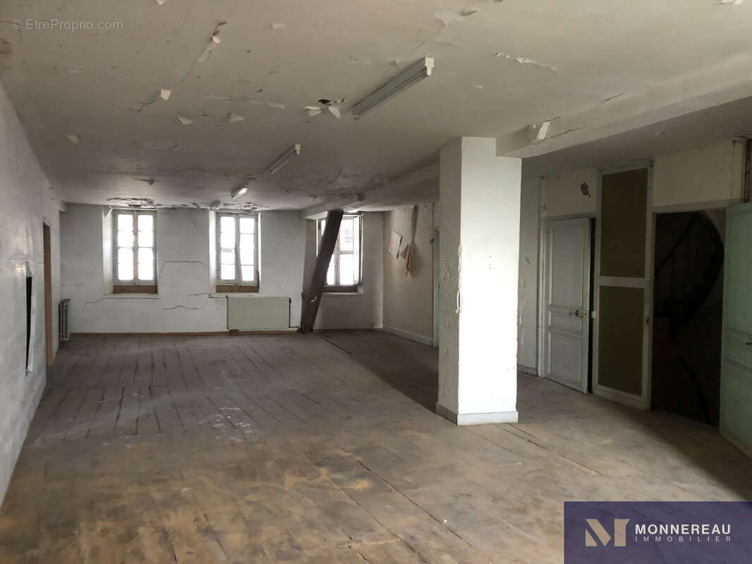 Immeuble de ville de 400m2 hab - photo 10