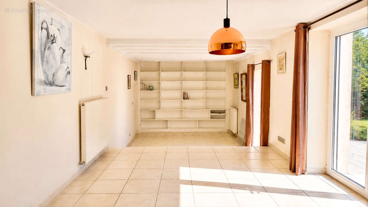 Magnifique maison en pierre de 166 m2 - photo 3
