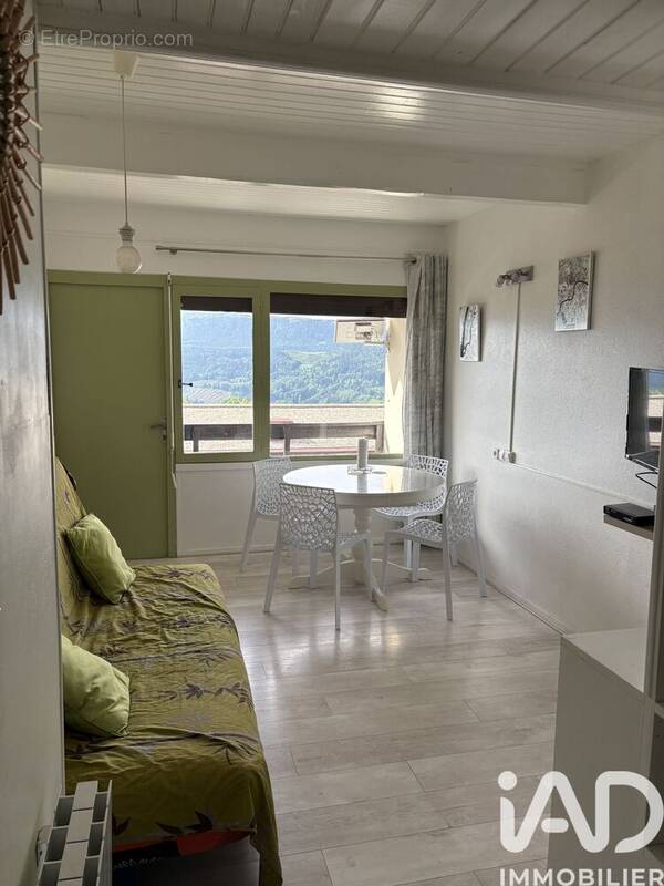 Photo 1 - Appartement à MURAT-LE-QUAIRE