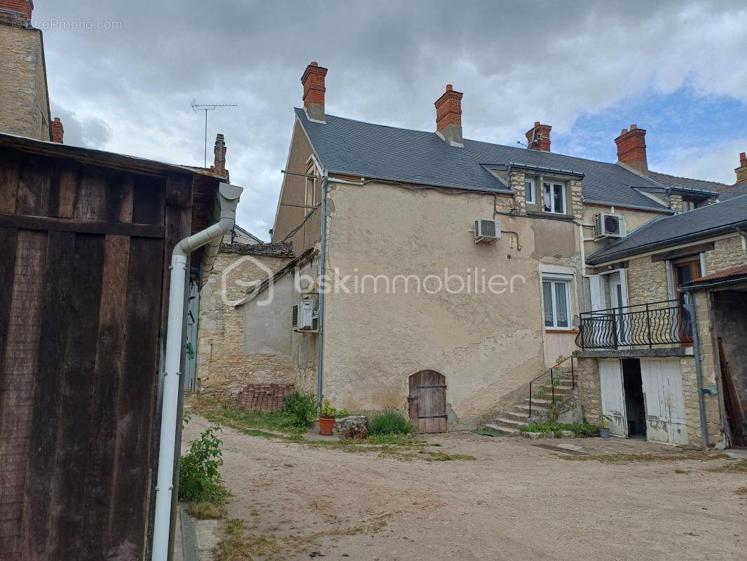 Maison à MALESHERBES