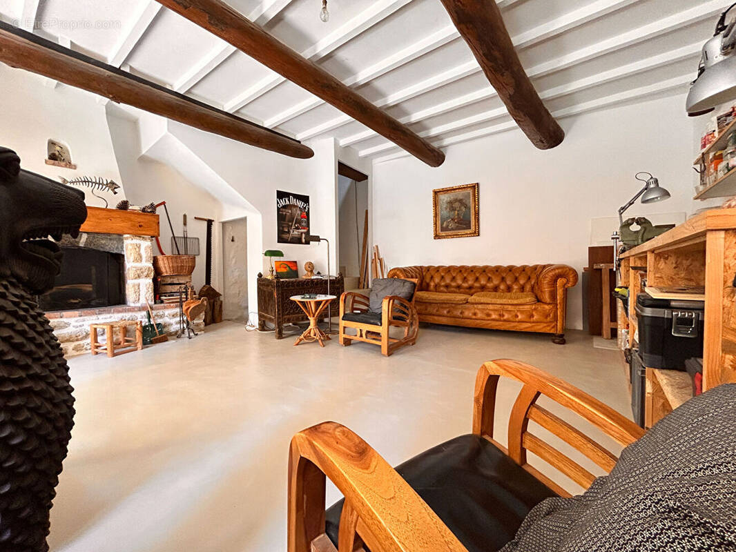 Maison à VILLELAURE