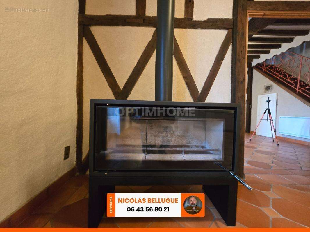 Maison de caractère rénovée au cœur d’un village historique - photo 21
