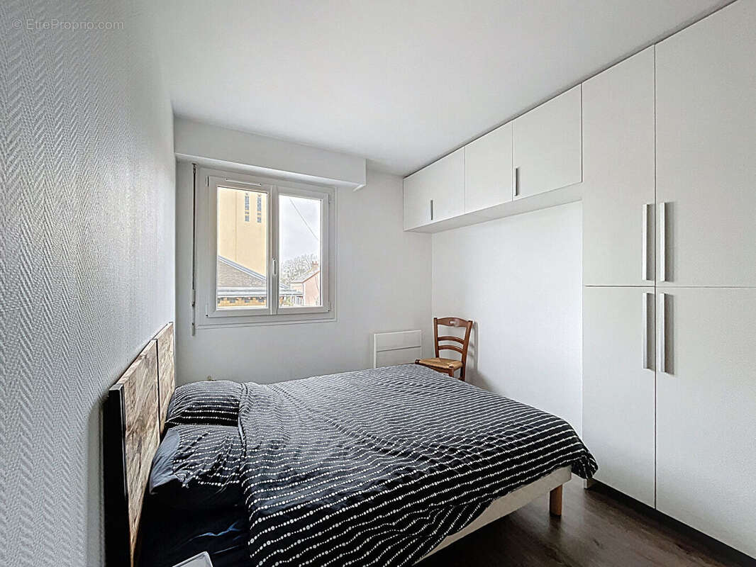 Appartement à SAINT-MICHEL-SUR-ORGE