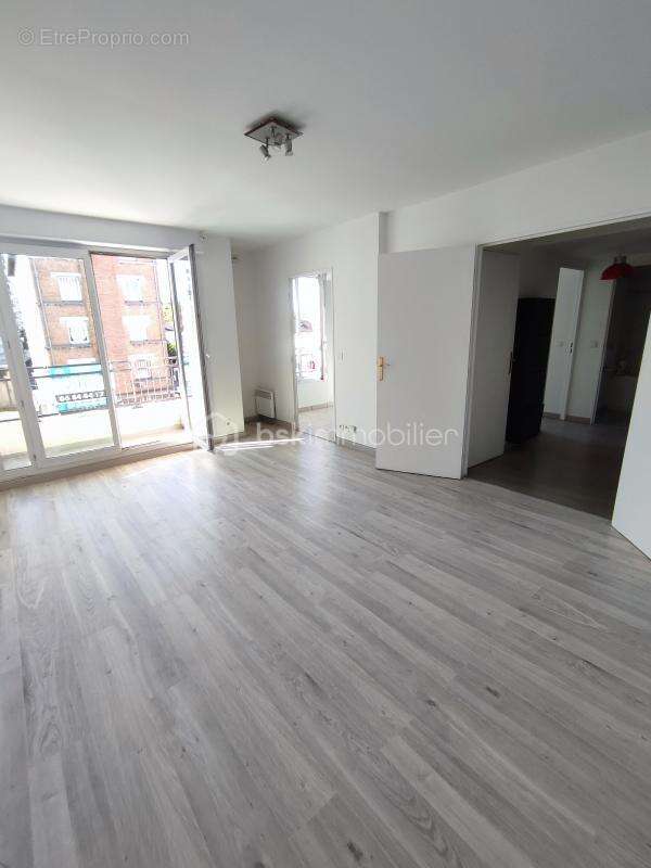 Appartement à VILLEMOMBLE