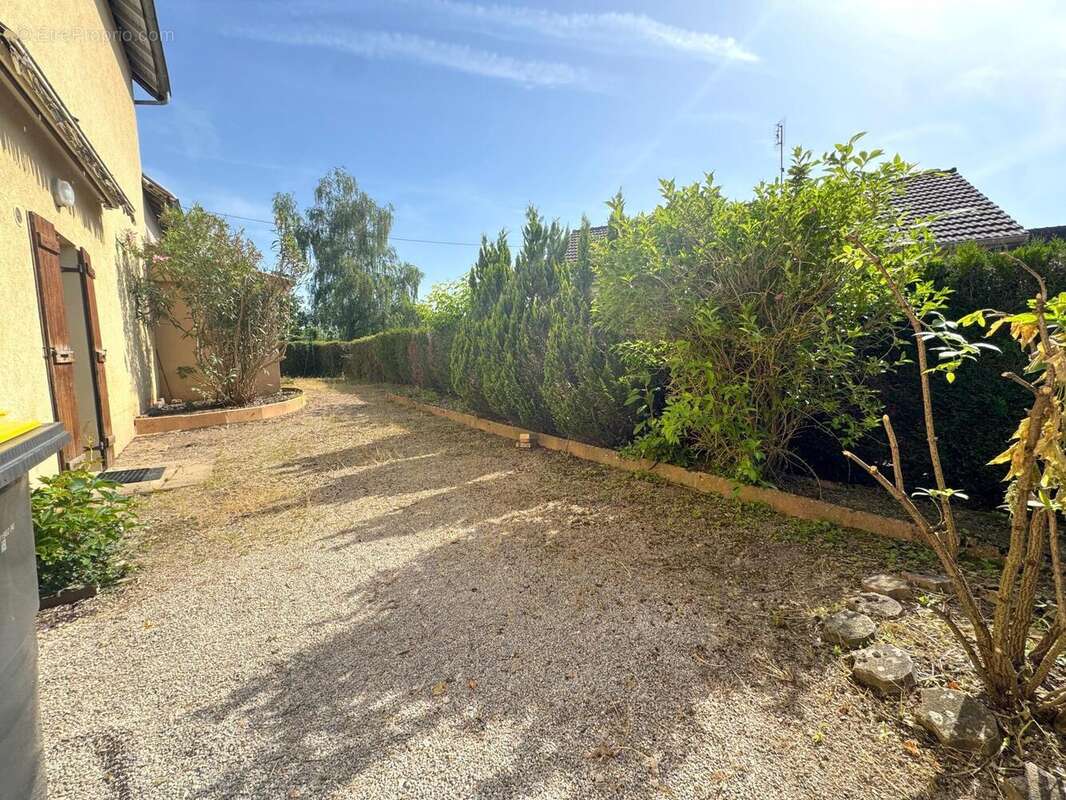 Photo 3 - Maison à SAGY