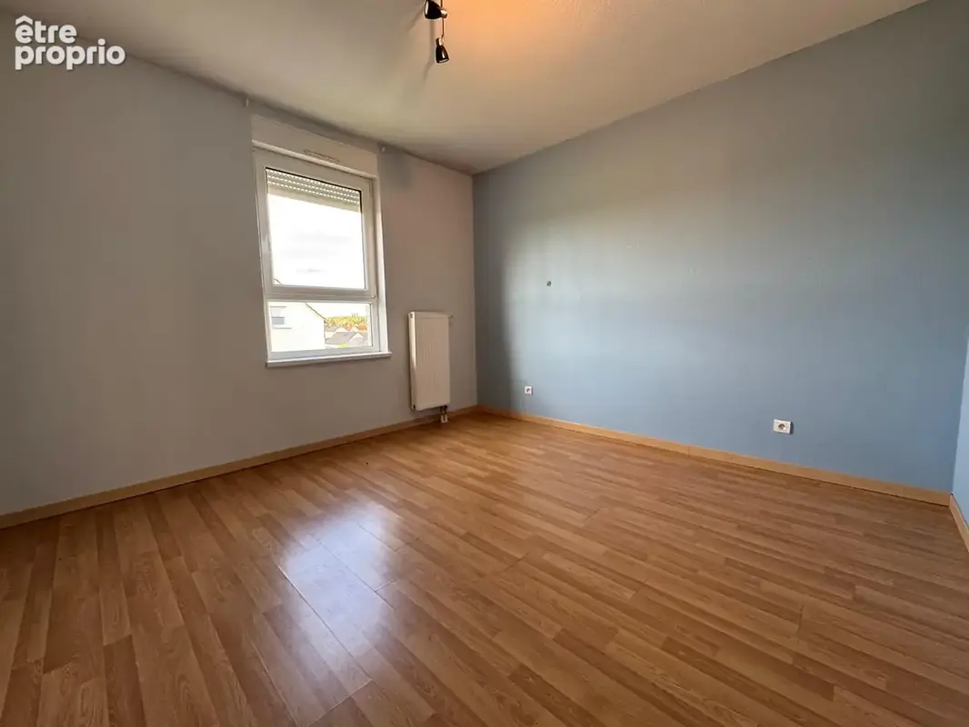 À vendre   Appartement 3 pièces de 74 m2 avec terrasse, garage et parkings - photo 8