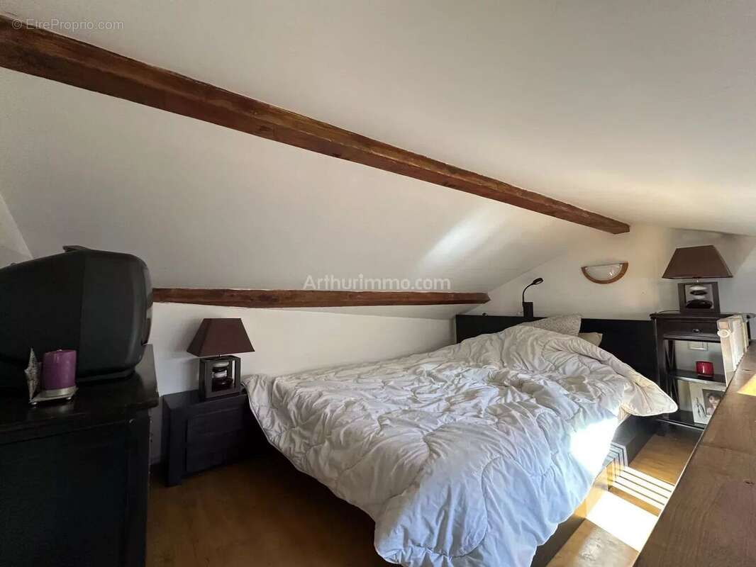 Maison à THORAME-BASSE