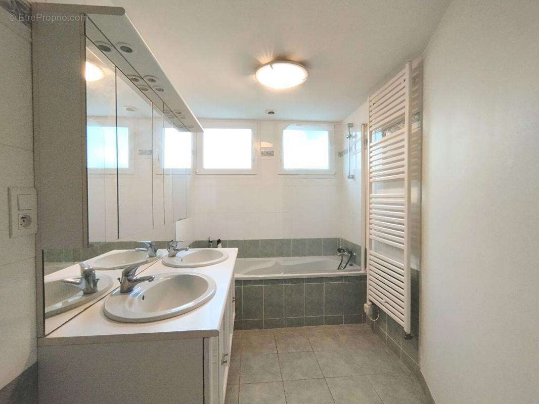 Maison à LE LOROUX-BOTTEREAU