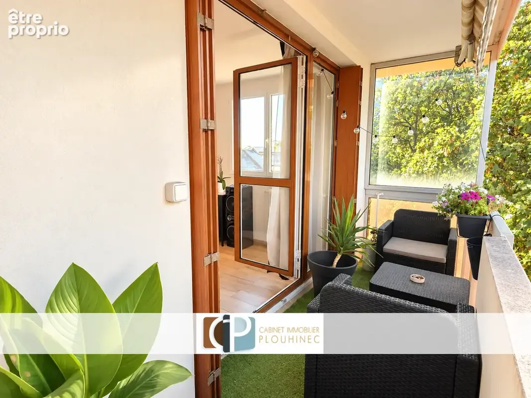 Appartement très lumineux avec balcon et parking. - photo 5