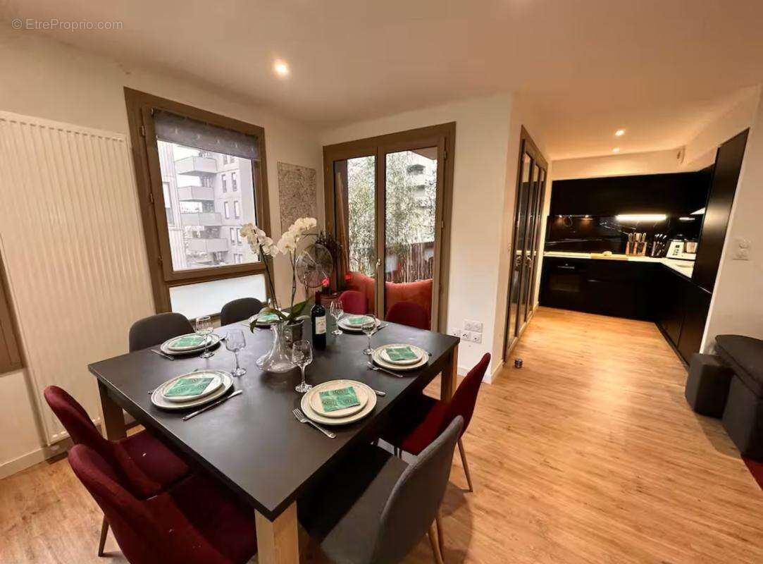 Appartement à BORDEAUX