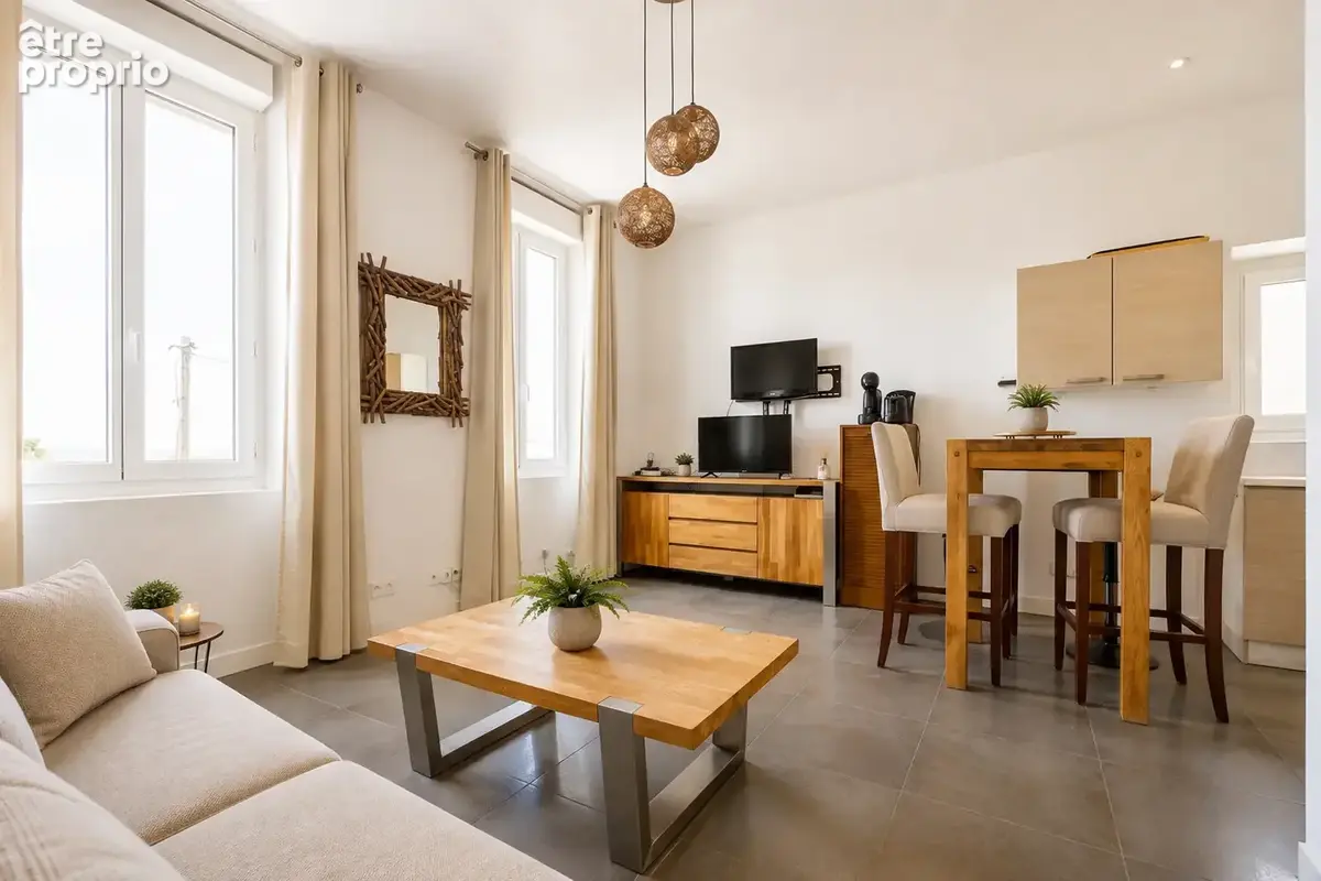 Photo 1 - Appartement à MARSEILLE-8E