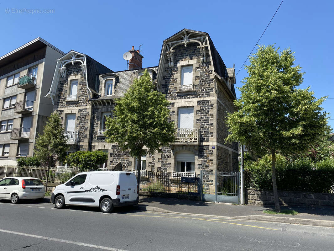 Immeuble de rapport-centre ville - photo 2