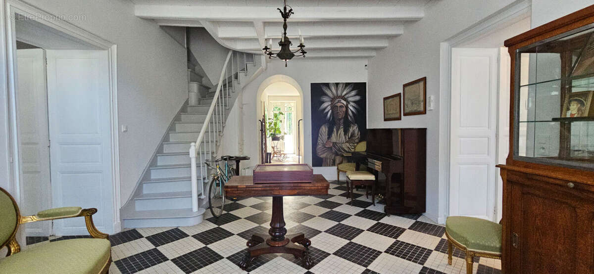 Maison à SAINT-DIZANT-DU-GUA