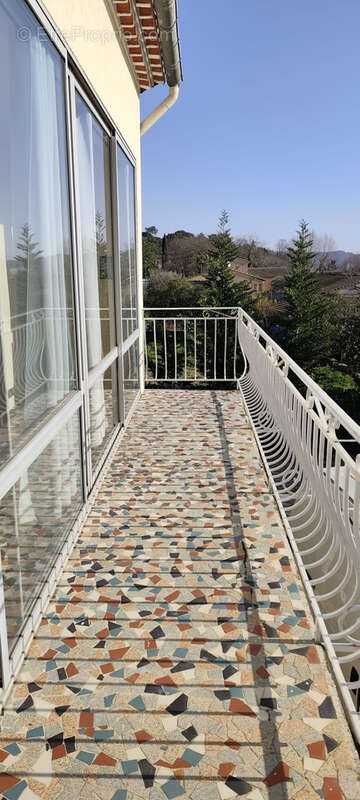 Maison à BAGNOLS-SUR-CEZE