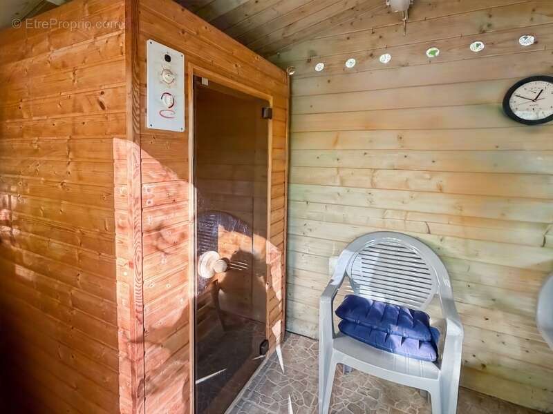 Maison à VIC-FEZENSAC