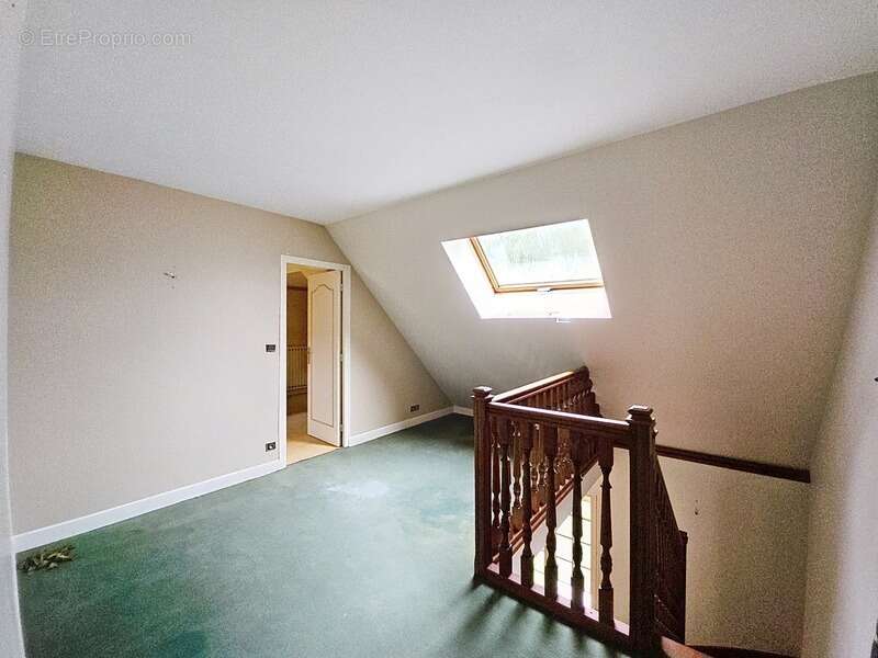 Maison à ANIZY-LE-CHATEAU