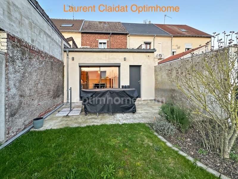 Maison à SAINT-QUENTIN