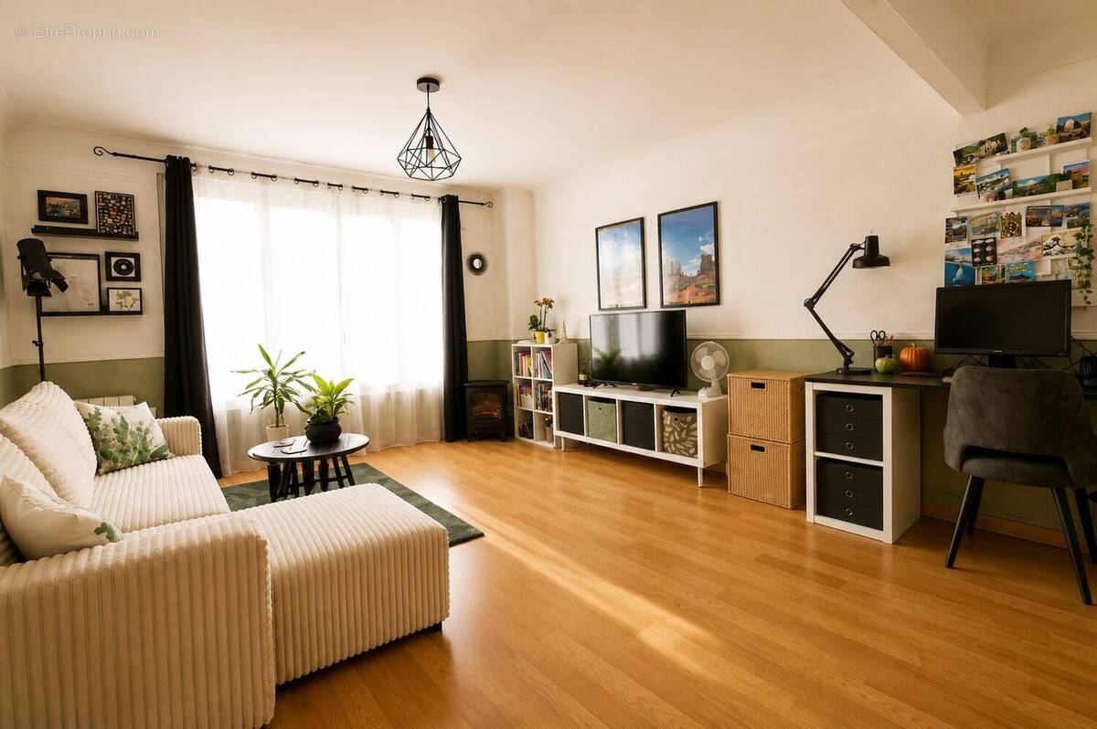 Appartement à COUBRON