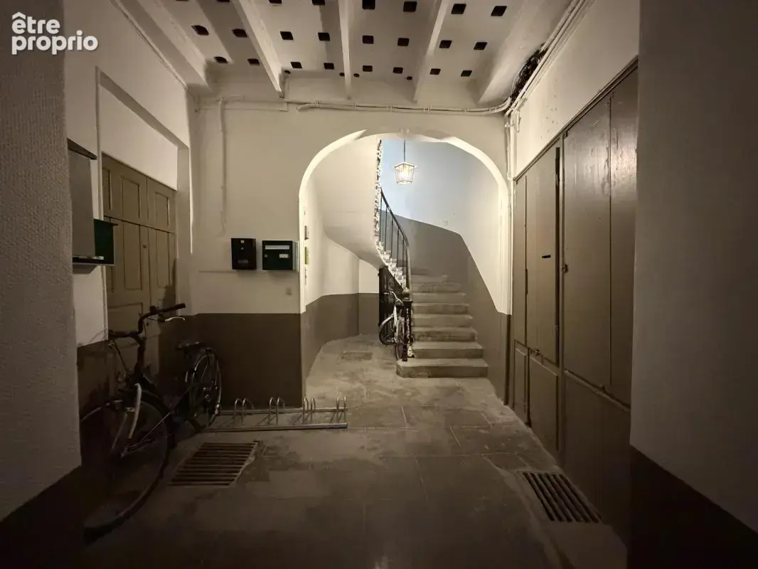 Appartement de type 2 idéalement situé dans le coeur historique de nîmes - photo 6