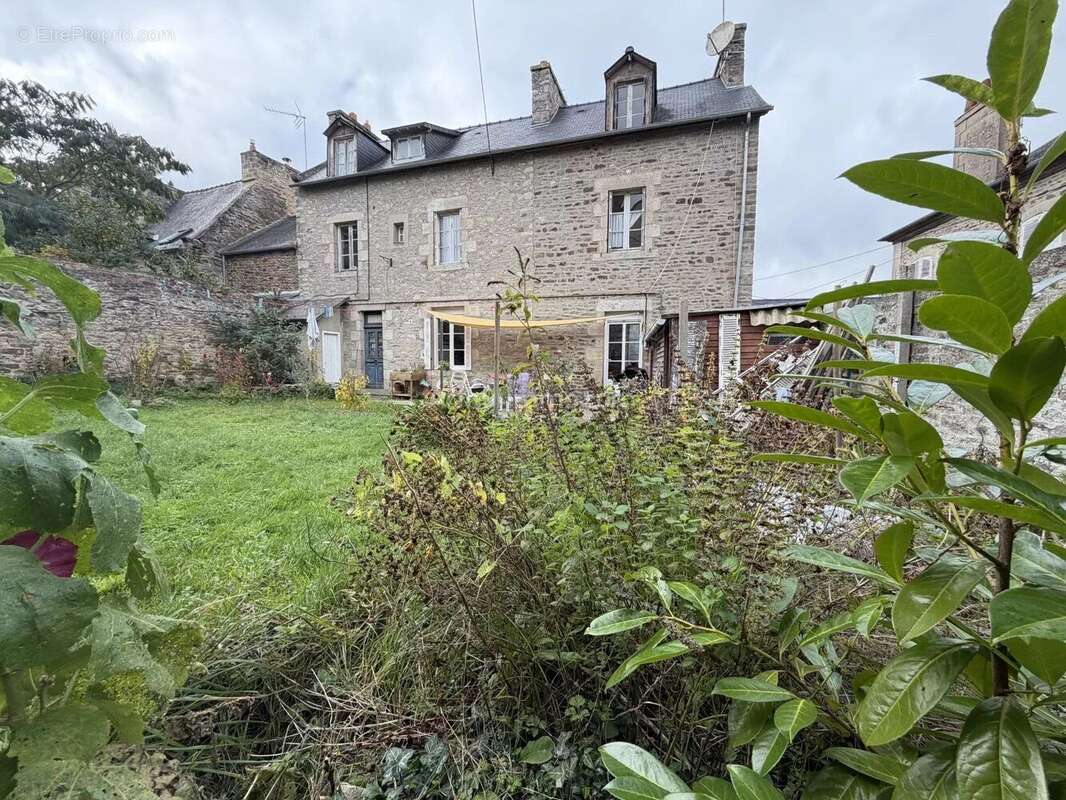 Appartement à DINAN