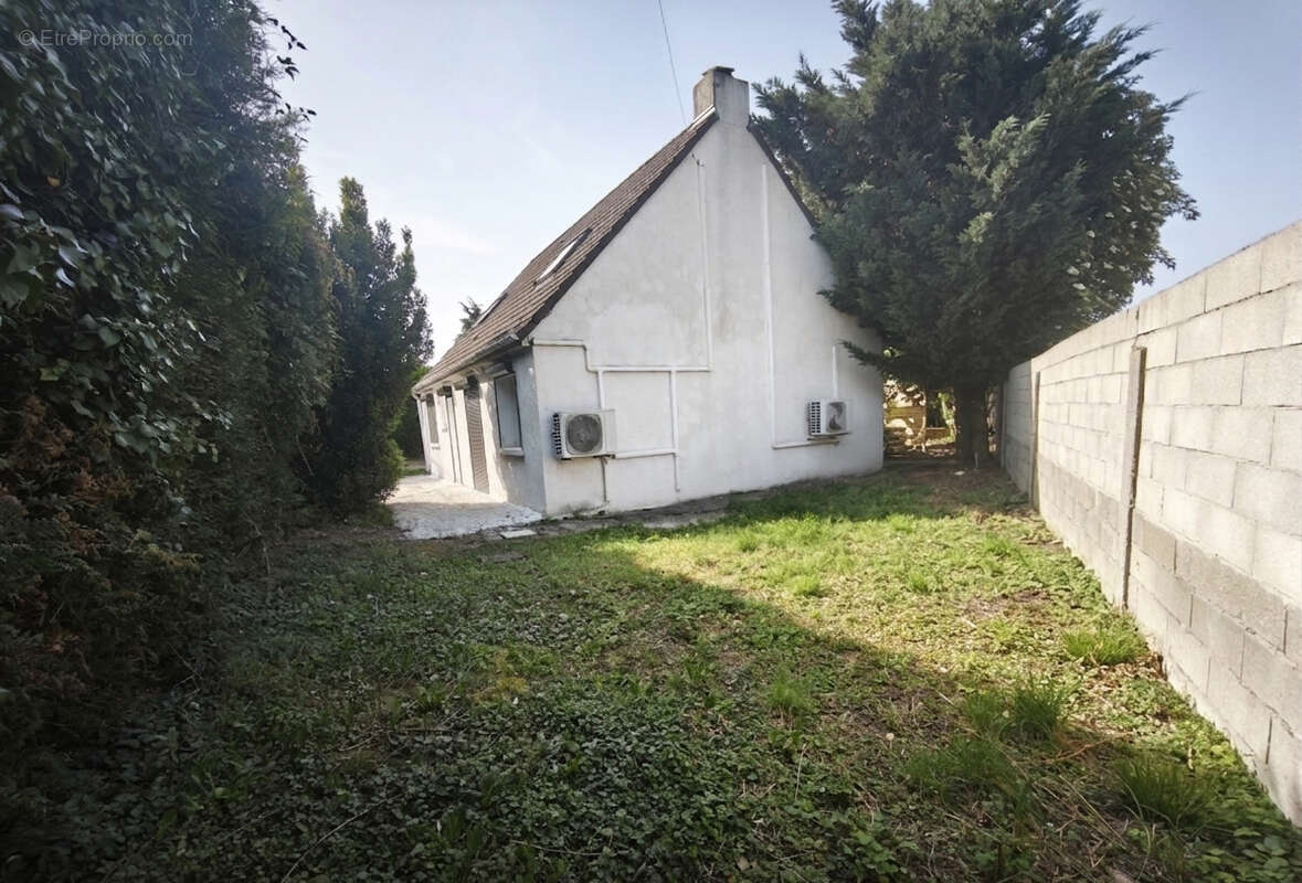 Maison à NEUILLY-EN-THELLE