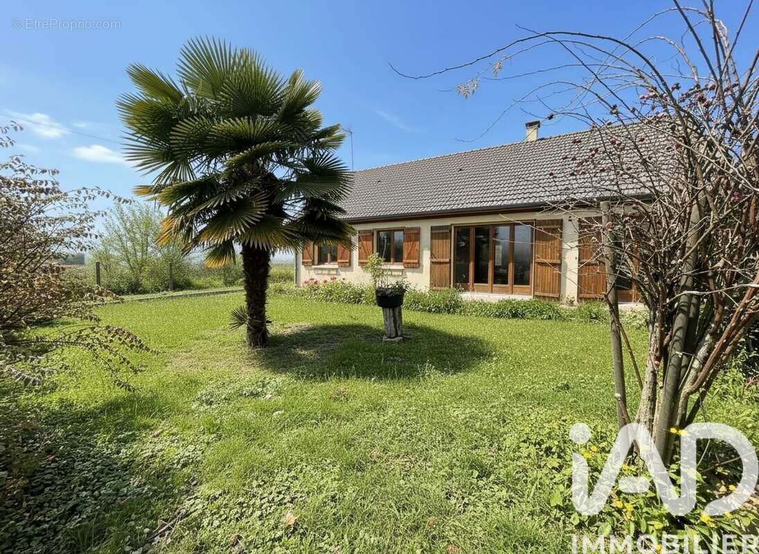 Photo 3 - Maison à HERME