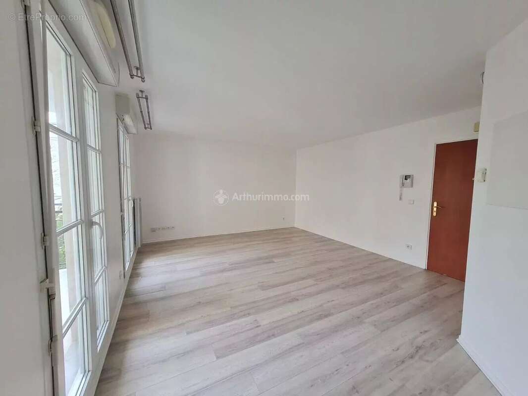 Appartement à SERRIS