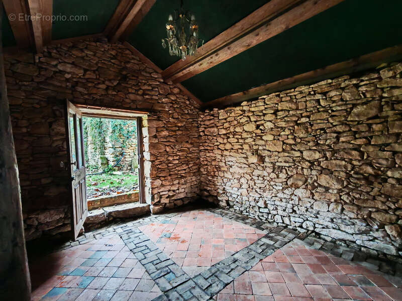 Maison à LE BUISSON-DE-CADOUIN