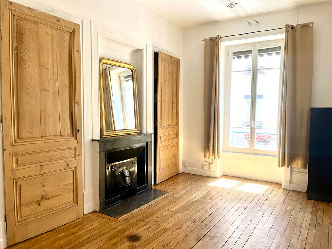 Appartement à LYON-6E