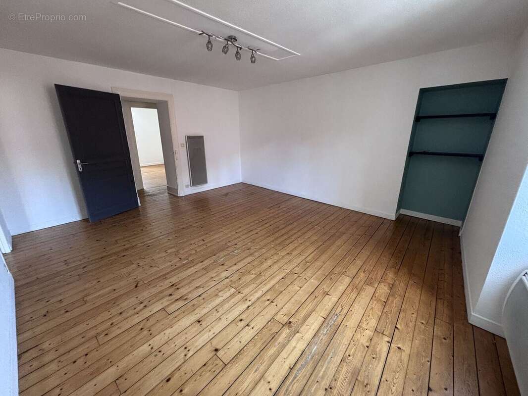 Appartement à PORT-SUR-SAONE