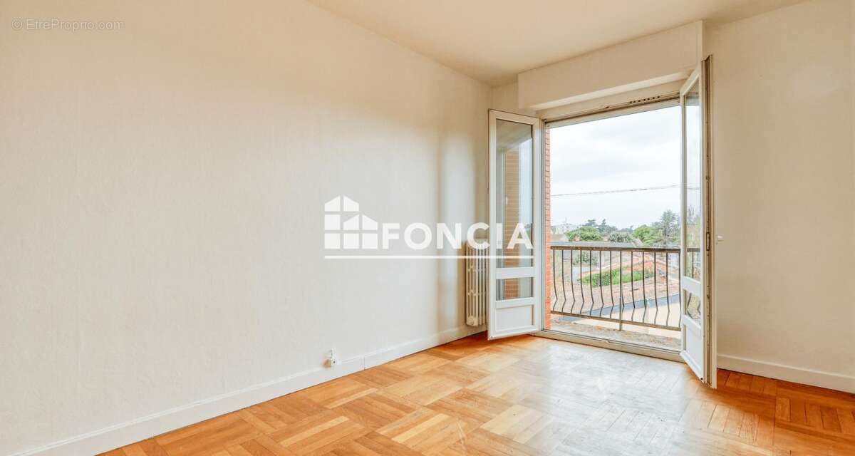 Muret centre – dernier étage – t3 traversant de 70,50 m² – 2 balcons - photo 6