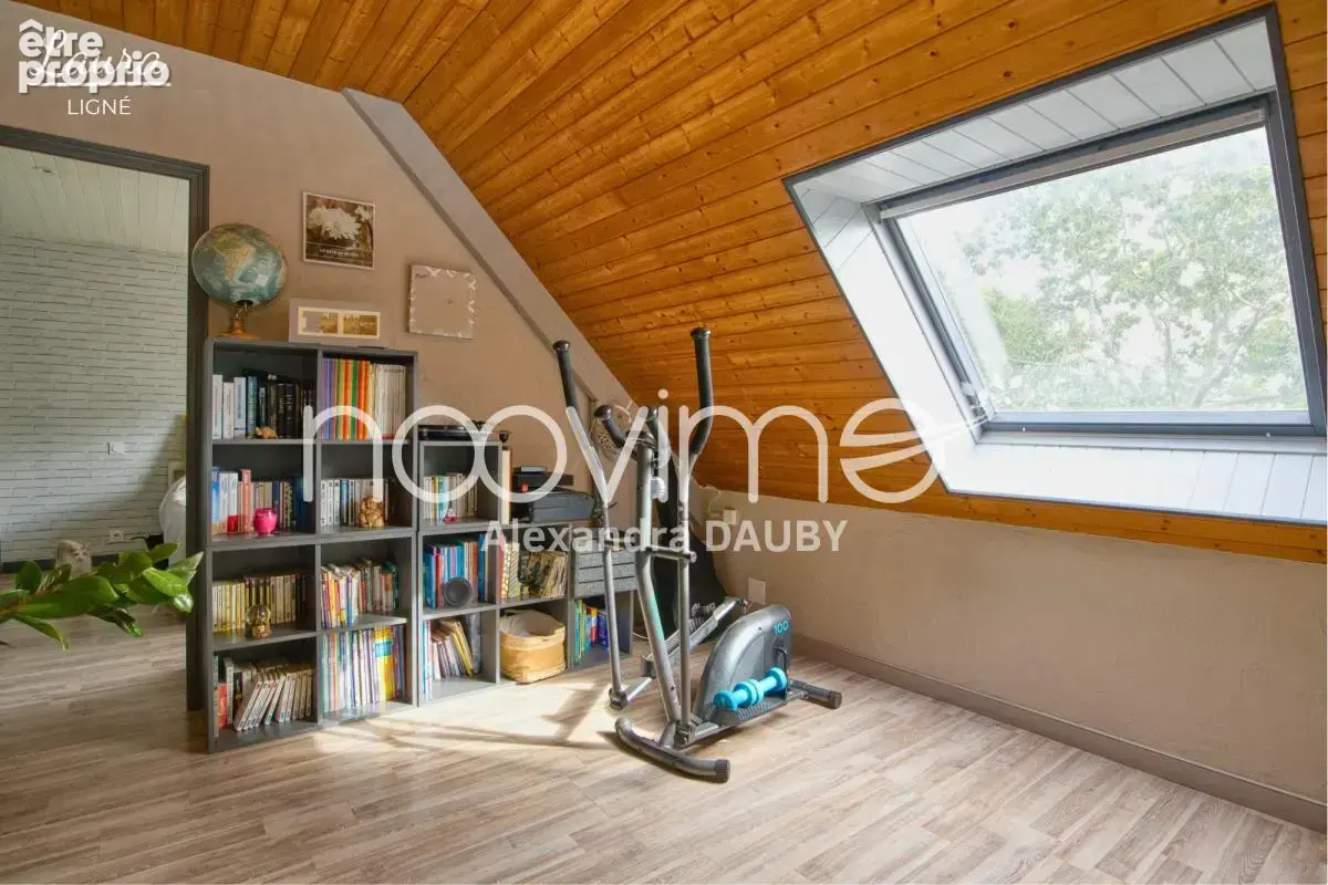 [Laura] - Maison 4 chambres, sous-sol, parcelle de 1 800 m2 - photo 7