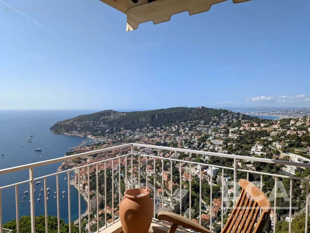 Appartement à VILLEFRANCHE-SUR-MER