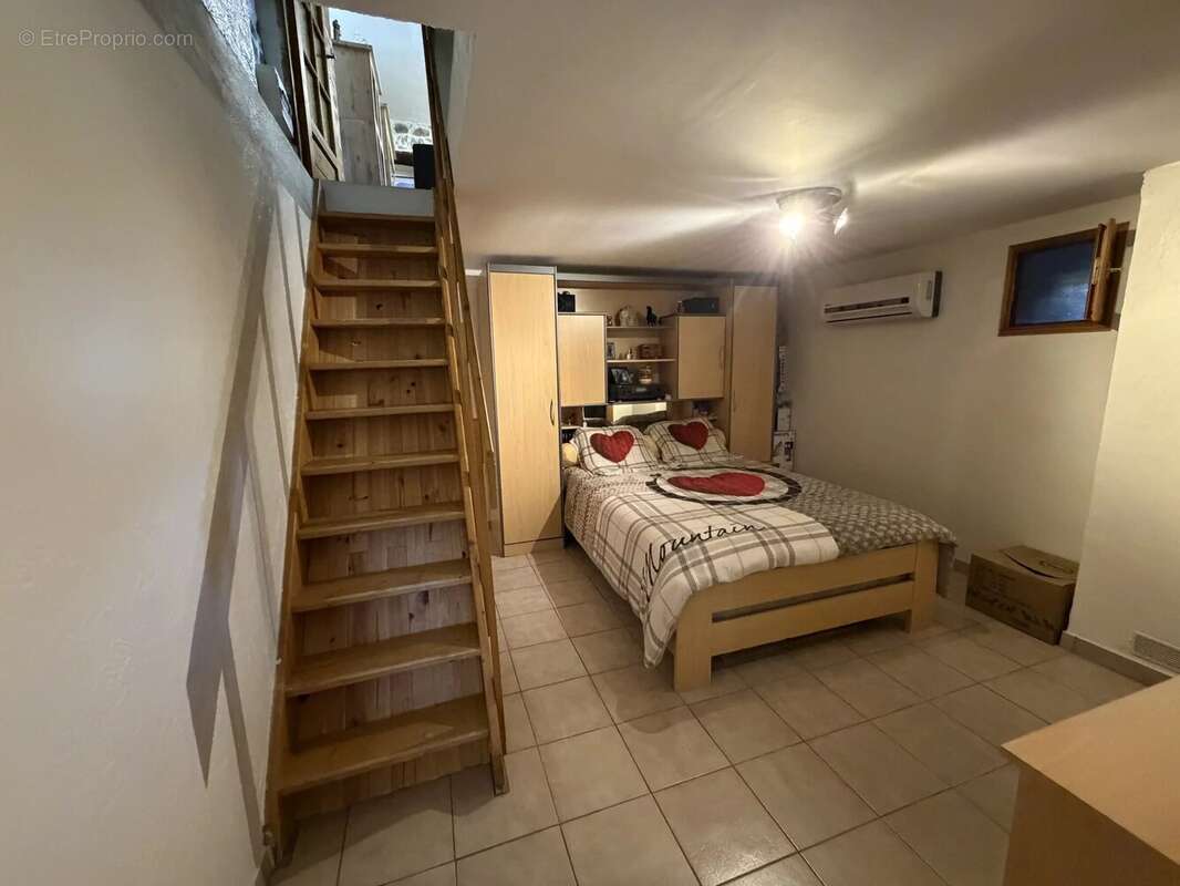Maison à CONTES