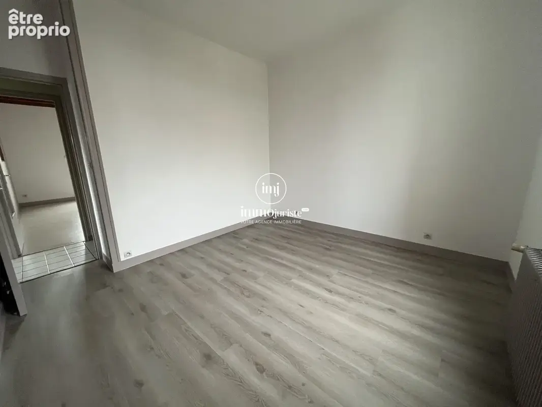 Maison 200 m² à Limoges  - photo 7