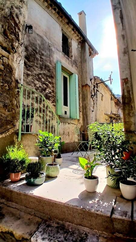 Maison à VILLEMAGNE-L&#039;ARGENTIERE