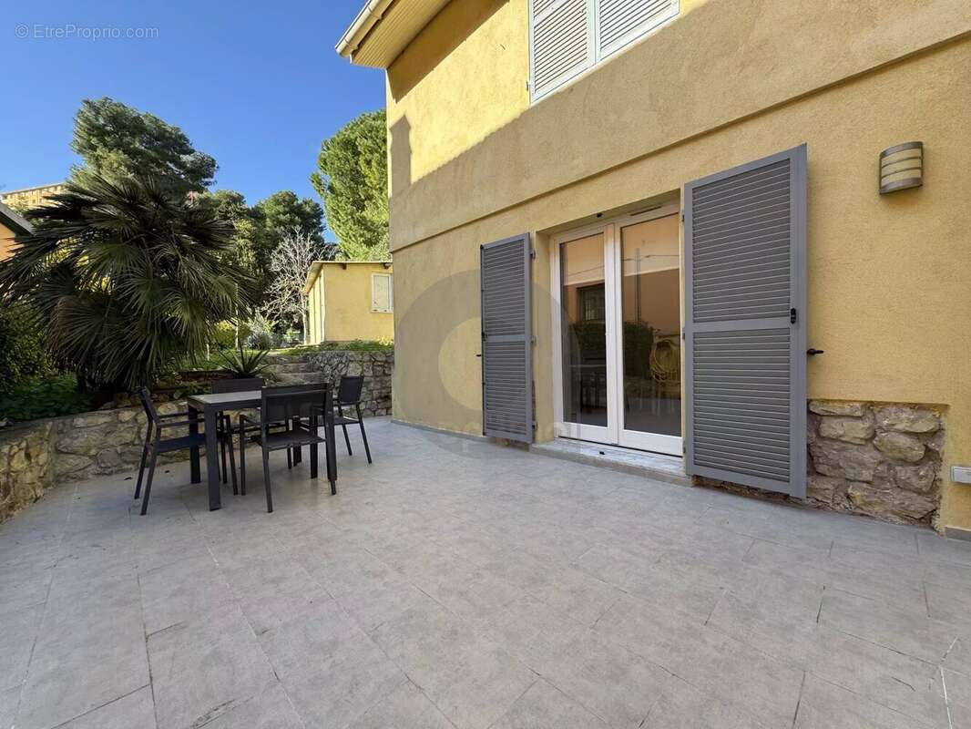 Maison à ROQUEBRUNE-CAP-MARTIN