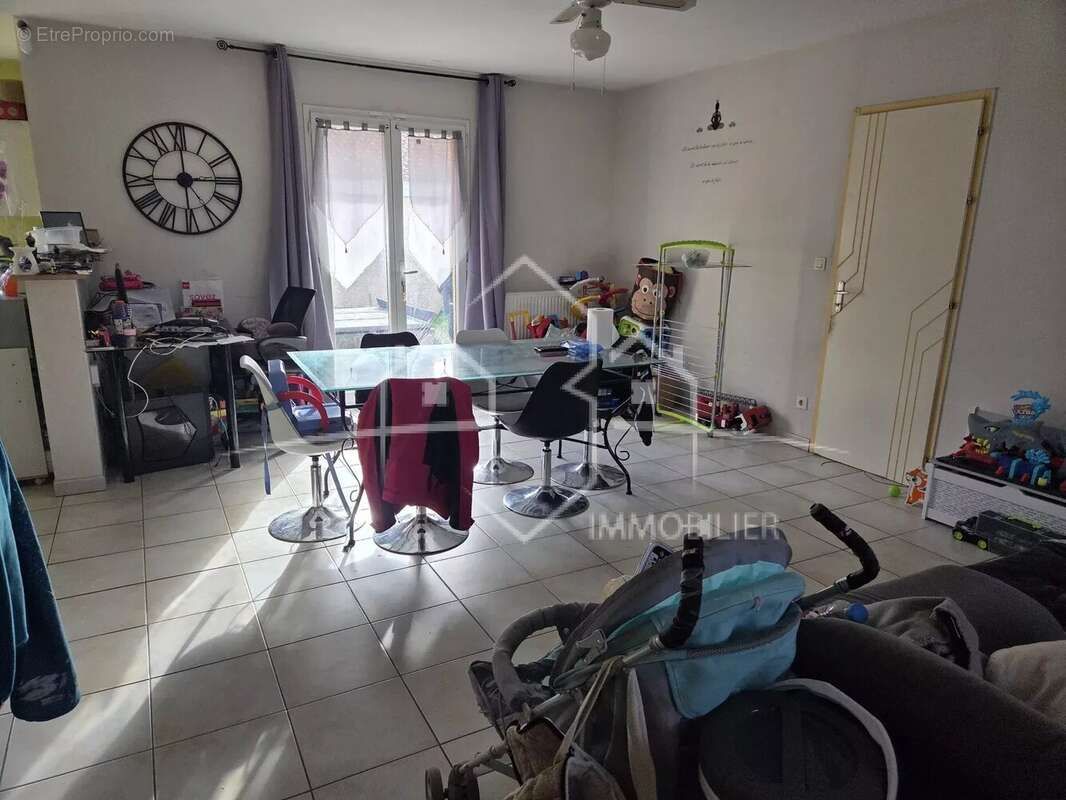 Maison à SAINT-SORLIN-EN-VALLOIRE