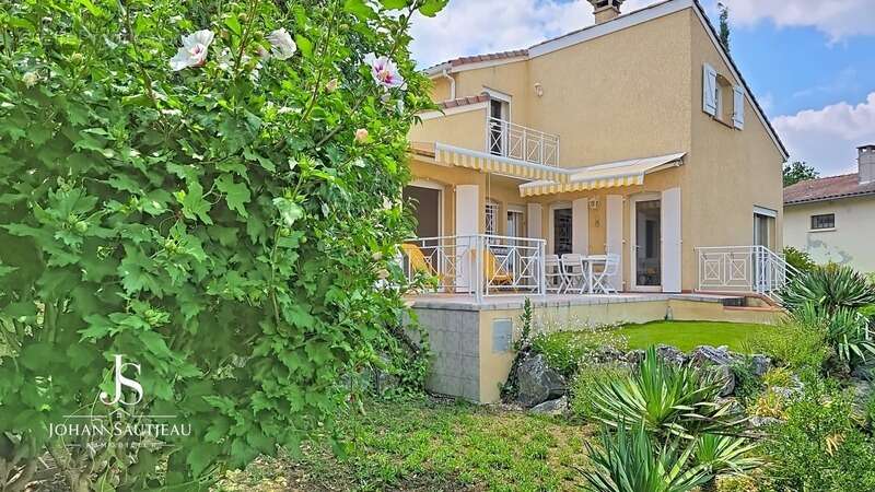 RAMONVILLE-SAINT-AGNE — Superbe maison familiale avec vue panoramique exceptionnelle - photo 8