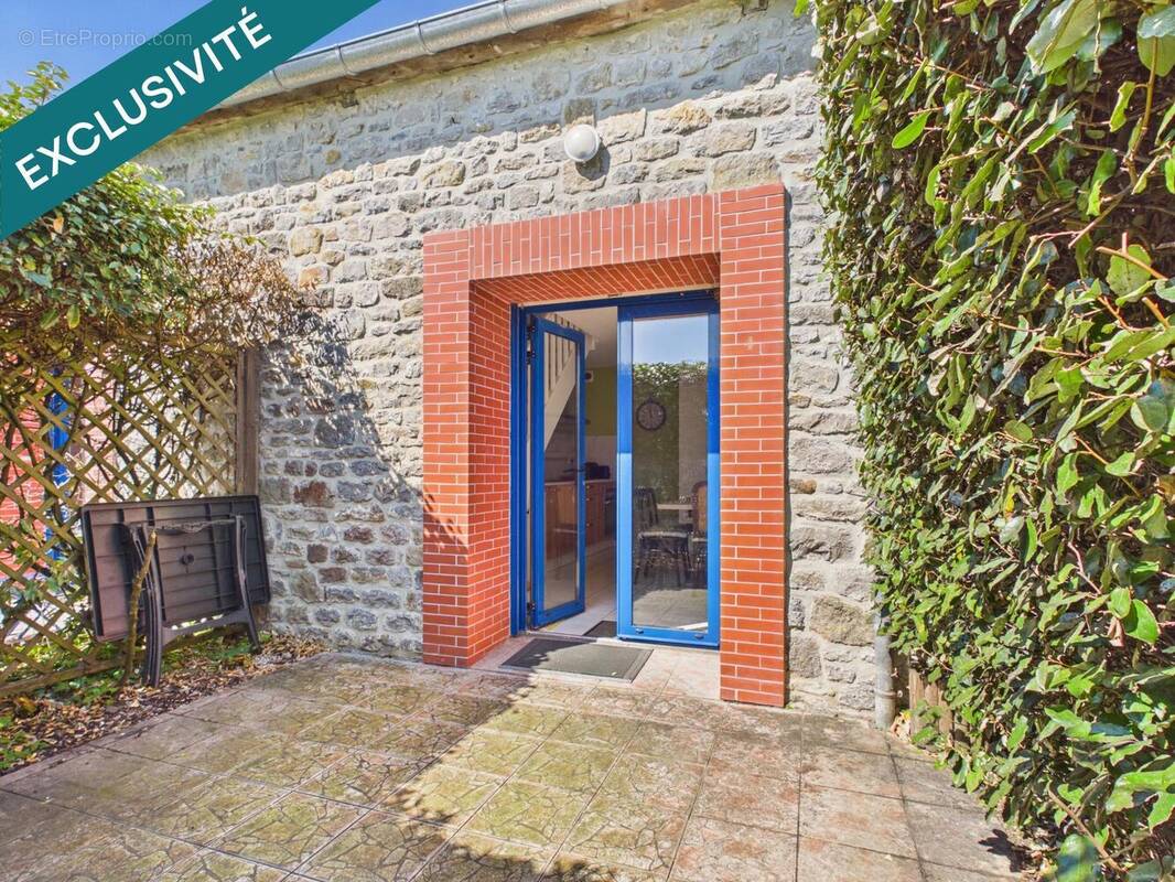 Photo 1 - Maison à MONTMARTIN-SUR-MER