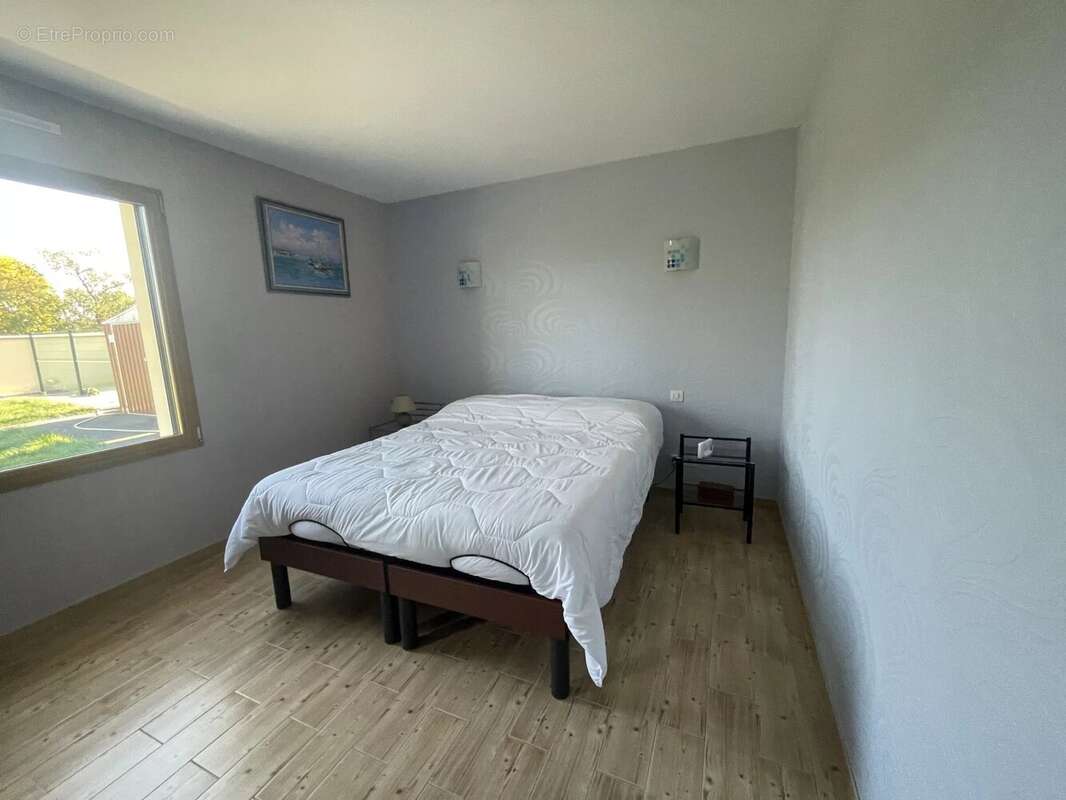 Maison à MONTREUIL-BELLAY