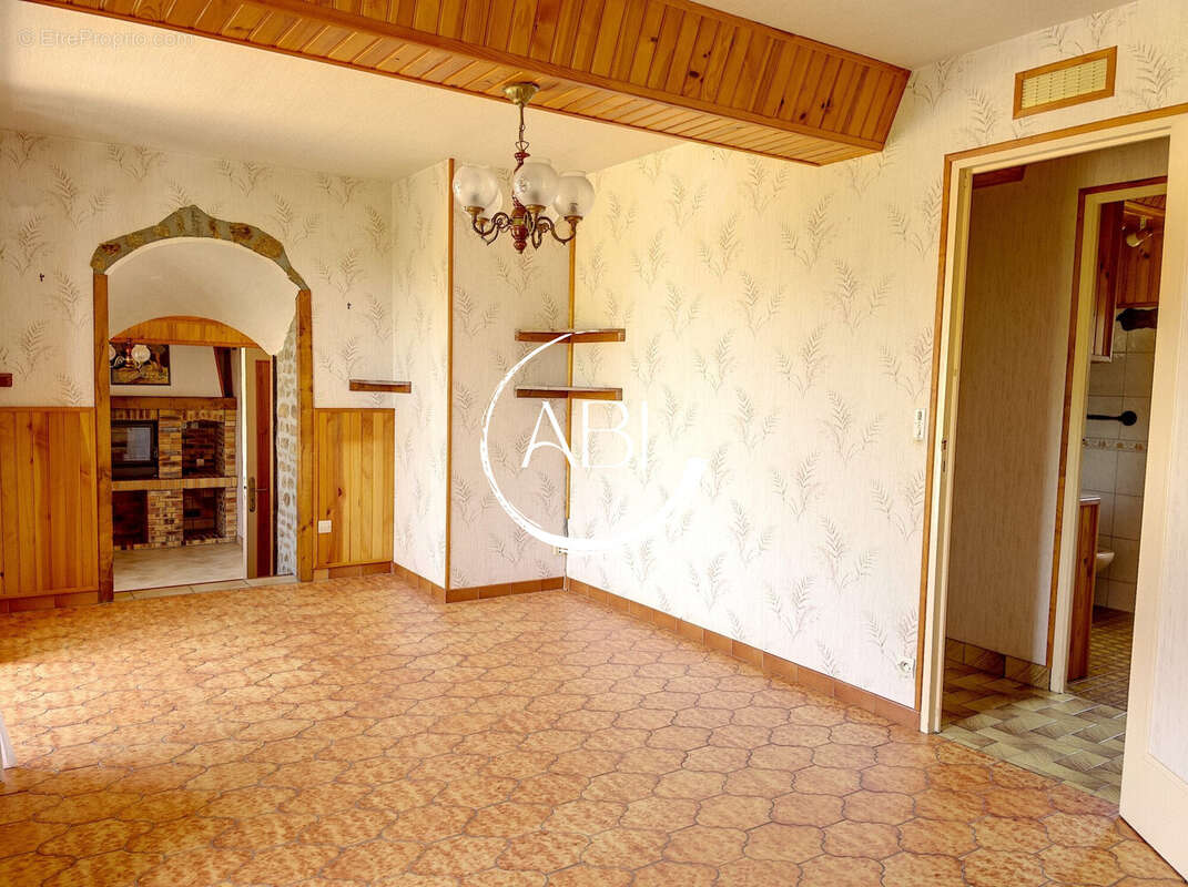 Maison 110 m² à Haleine  - photo 7