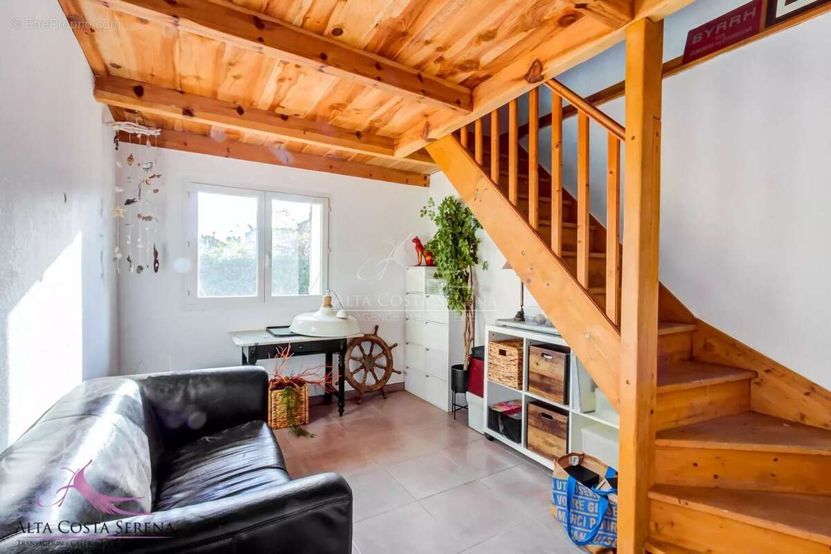 Maison 73m²  - prunelli-di-fiumorbu - photo 5