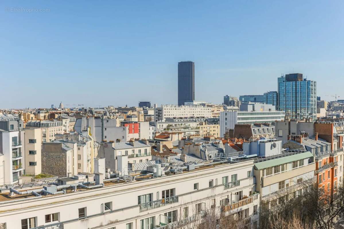Appartement à PARIS-15E