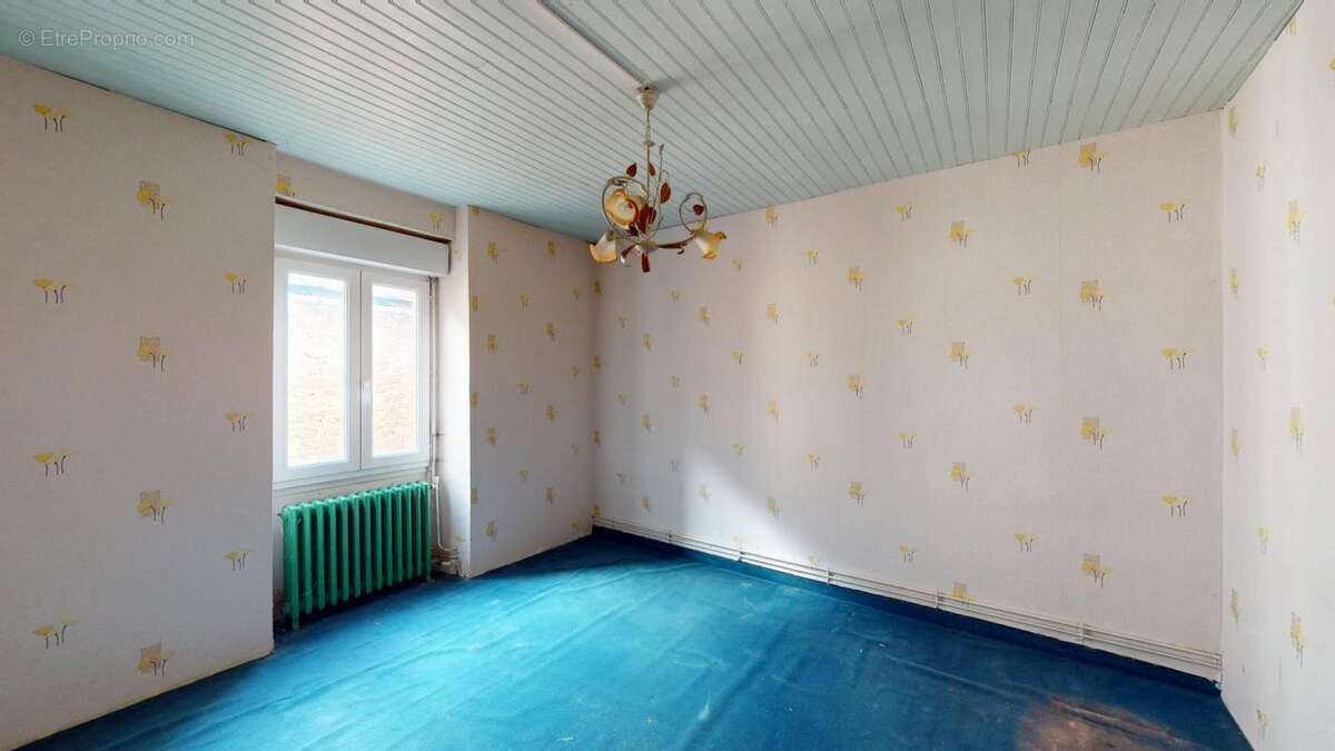 Appartement à SAINT-CHRISTOPHE-VALLON