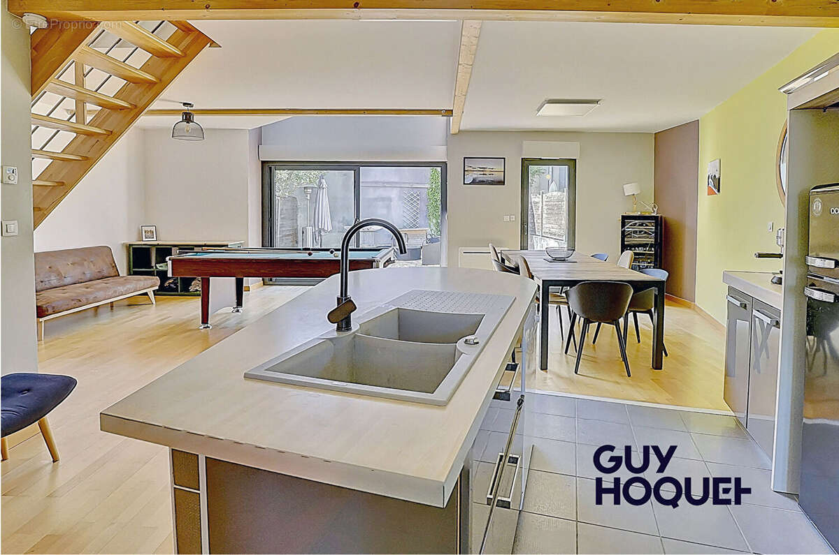 Maison à CHATILLON-LA-PALUD