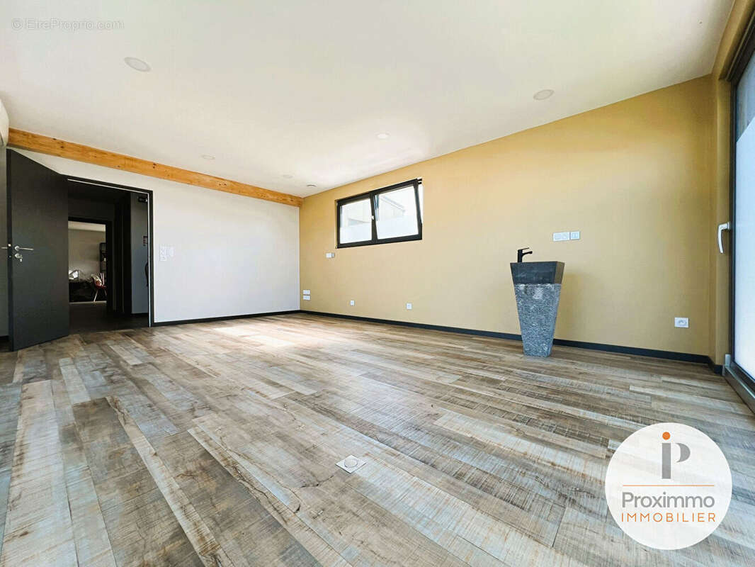 Commerce à QUESTEMBERT