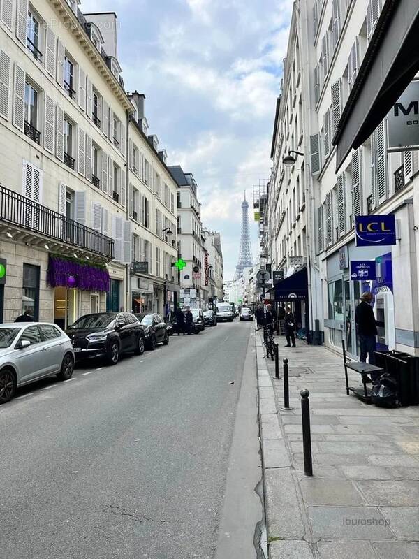 Commerce à PARIS-7E