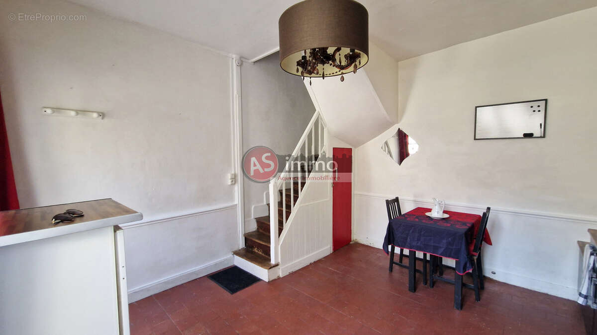 Maison à GREGES